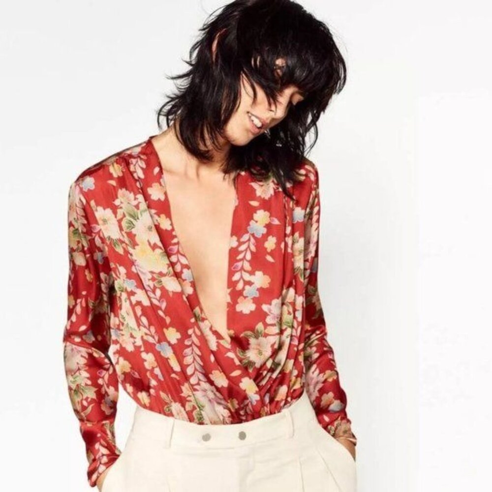 Zara Floral Cross Draped V Plunge Bodysuit - Picture 3 of 11